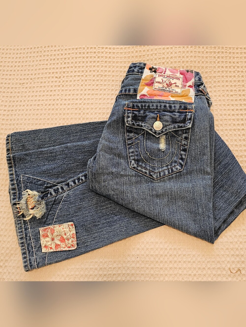 True Religion Y2K Woodstock Jeans — Size 29 | Rare Vintage 💙Rare & beautiful